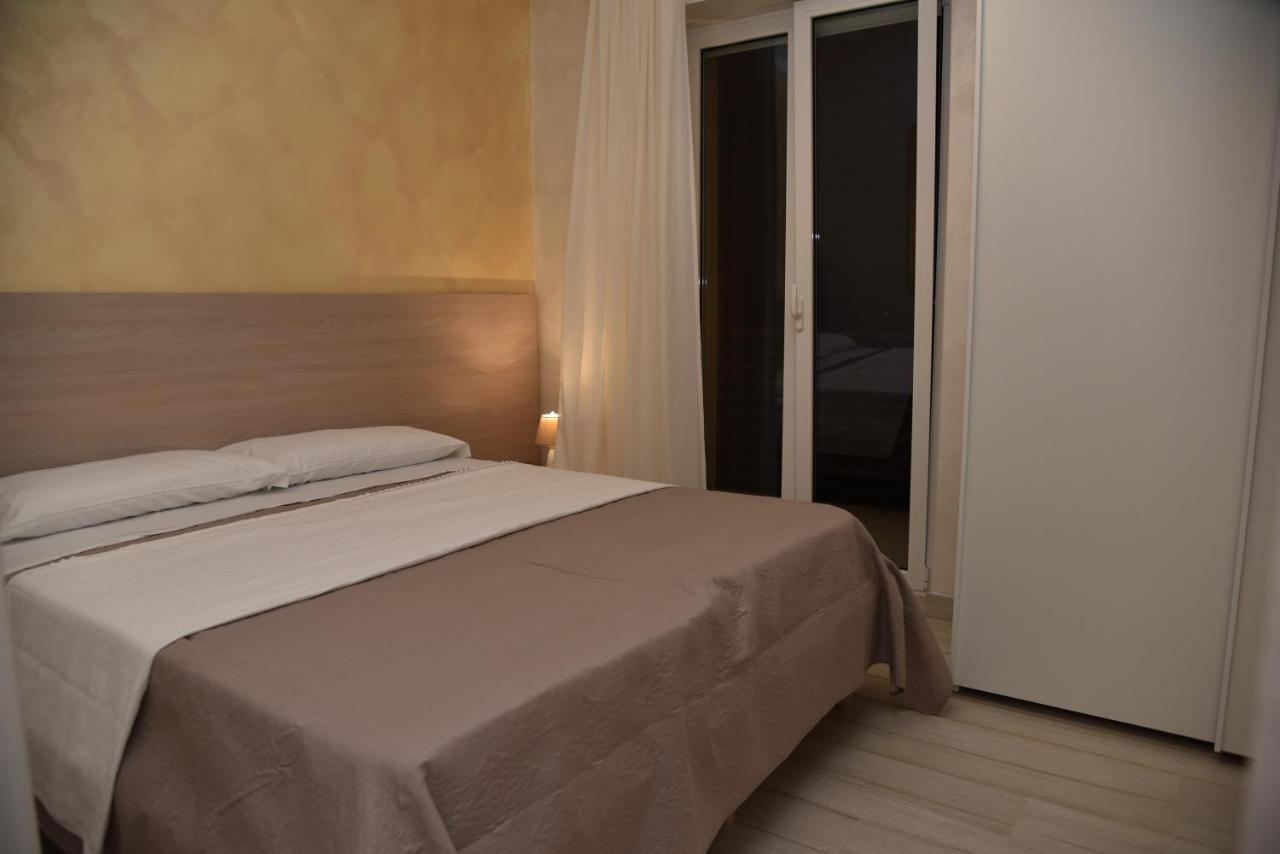Vista Beb Mare Panzió Manfredonia Kültér fotó